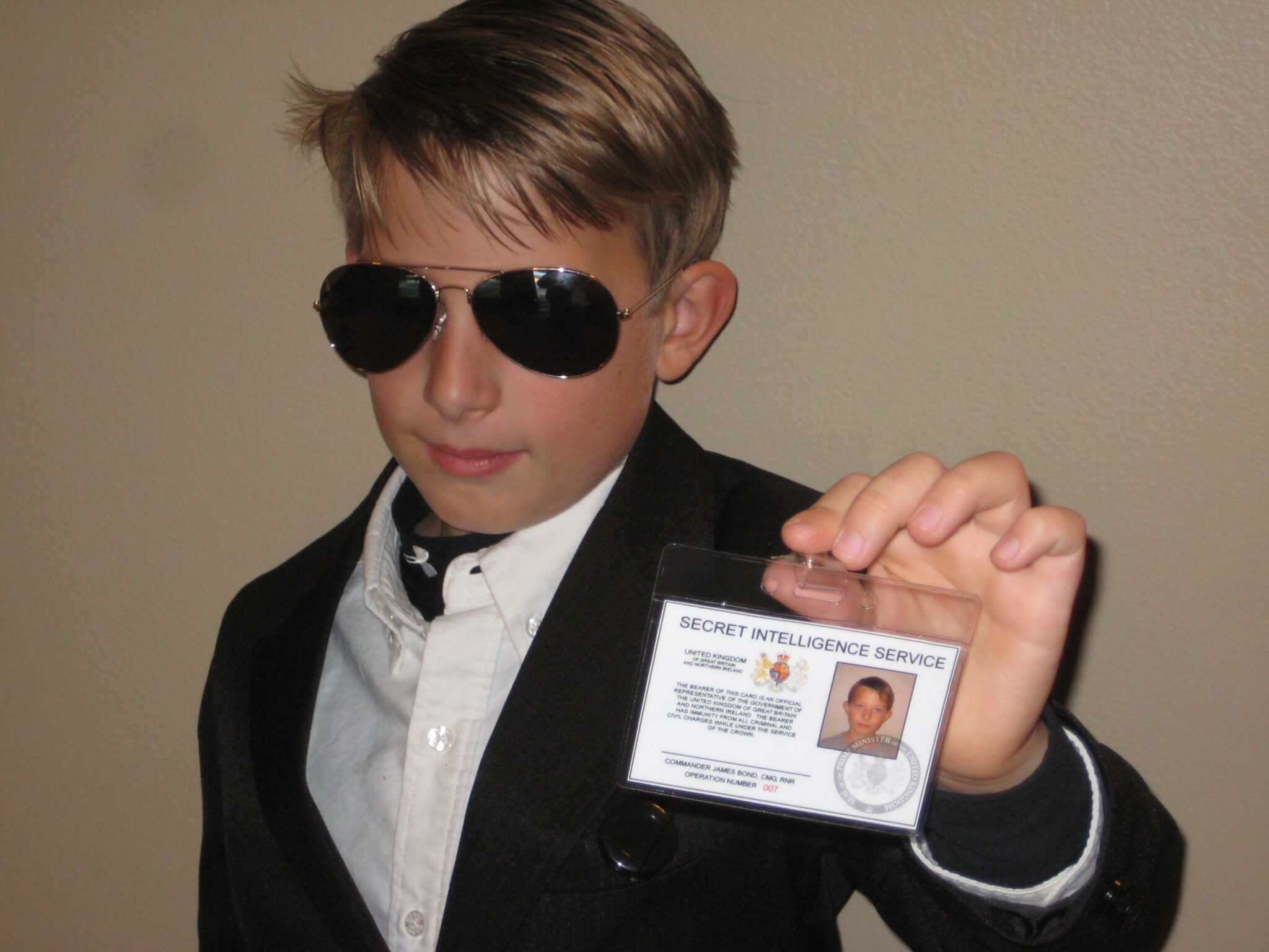 Make Your Own James Bond 007 Id Card 16 Steps Instructables Inside
