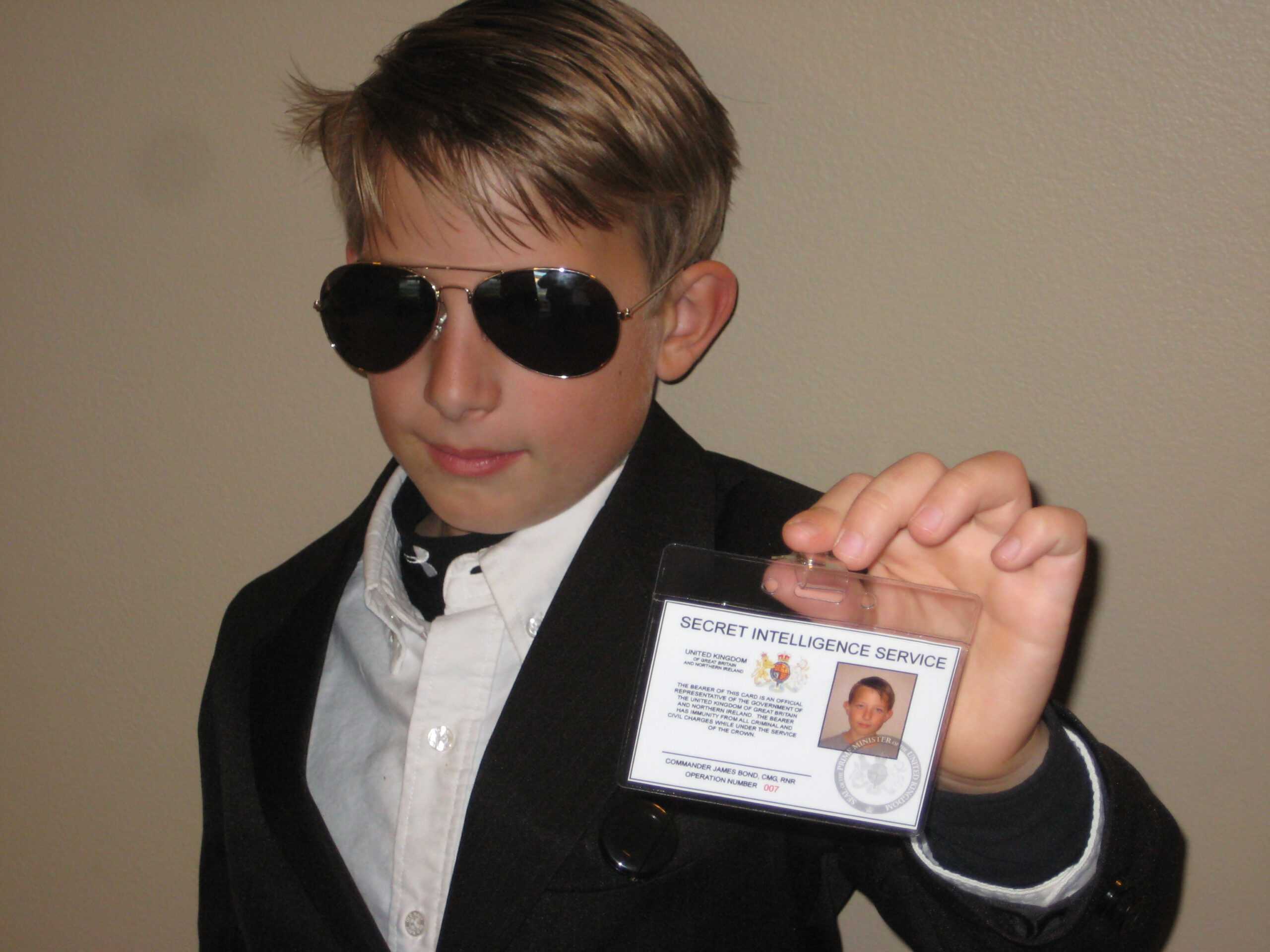 Make Your Own James Bond 007 Id Card : 16 Steps – Instructables Inside Mi6 Id Card Template